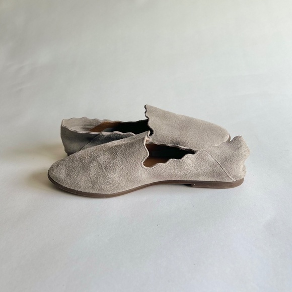 Lucky Brand Grey Suede Genuine Leather Mules Flats size 8 - Picture 2 of 12